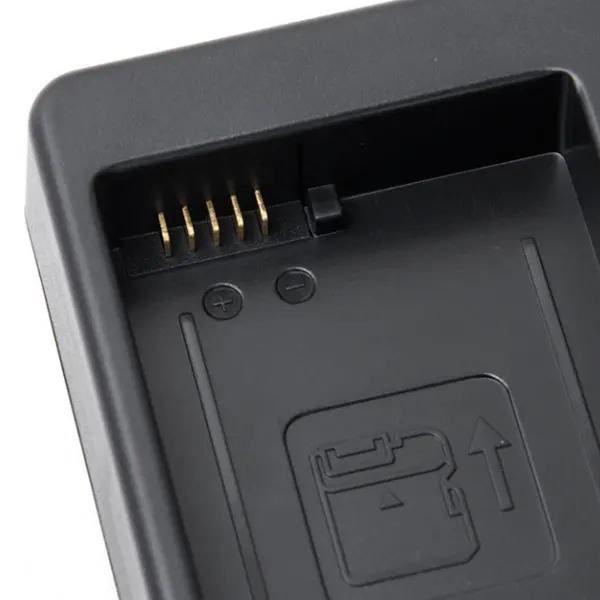 New MH-24 Battery Charger For Nikon EN-EL14 P7100 P7000 D5100 D3100 D3200 P7700 US Plug DOM668
New MH-24 Battery Charger For Nikon EN-EL14 P7100 P7000 D5100 D3100 D3200 P7700 US Plug DOM668
