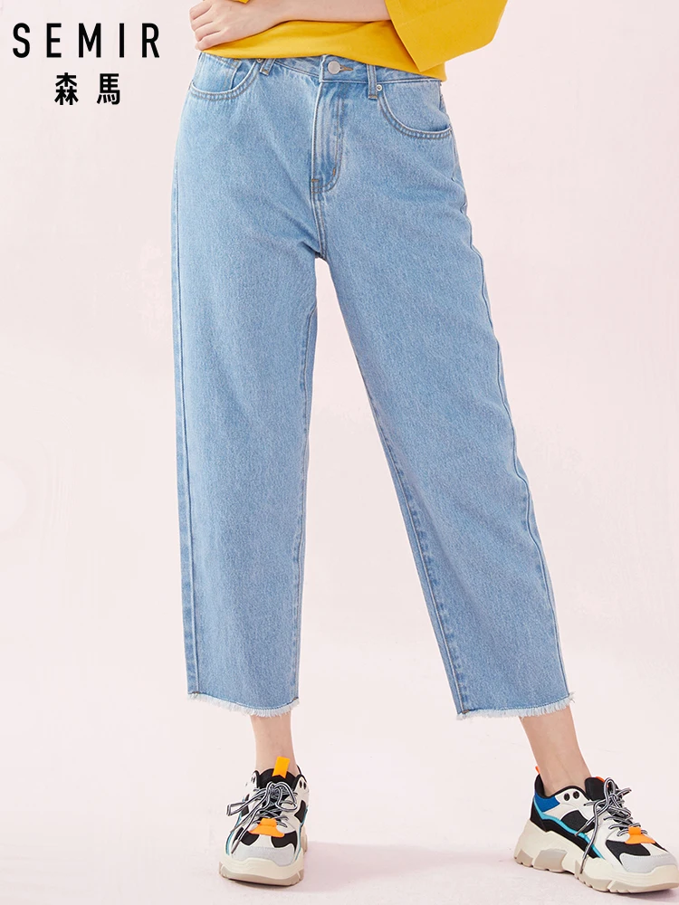 SEMIR Womens Regular Fit Jeans in Washed Denim Women's Casual Jeans in Soft Cotton Blend Cropped Jeans Fashion Style for Spring
SEMIR Womens Regular Fit Jeans in Washed Denim Women's Casual Jeans in Soft Cotton Blend Cropped Jeans Fashion Style for Spring