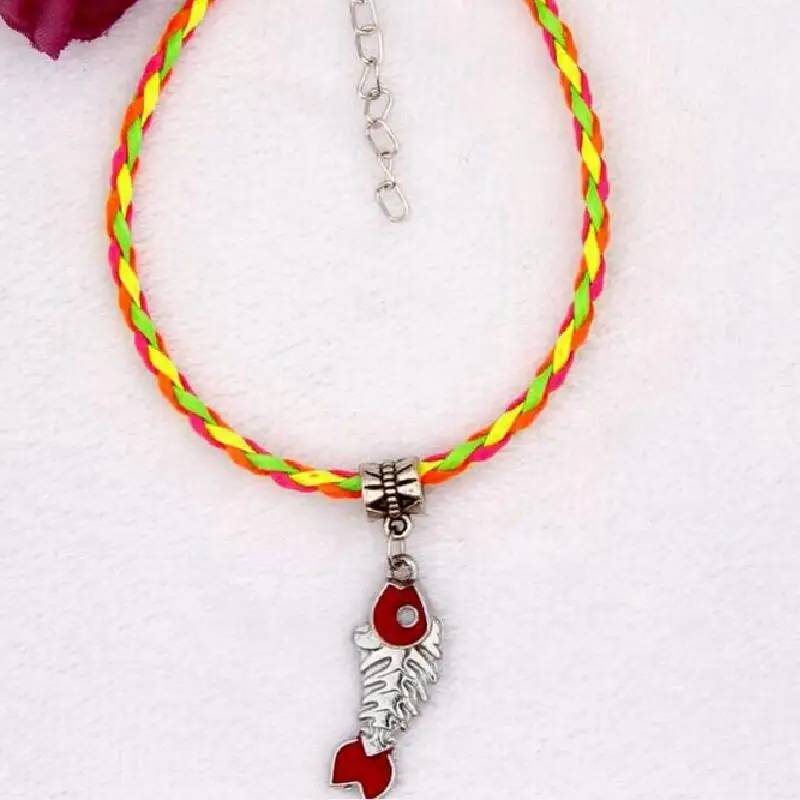 New Hot 10pcs/bag Zinc Alloy Drop Glaze Fish Bone Charm Pendant 20+5CM Color Braided Rope Bracelet Bangle Women&Men Jewelry Gift
New Hot 10pcs/bag Zinc Alloy Drop Glaze Fish Bone Charm Pendant 20+5CM Color Braided Rope Bracelet Bangle Women&Men Jewelry Gift