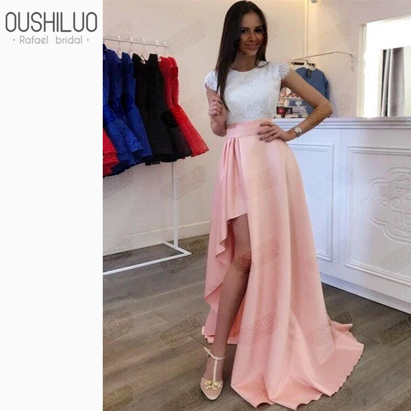 Lovely Pink A-Line Hi Lo Prom Dresses Lace Top Satin Skirt Jewel Neck Cap Sleeves Asymmetrical High Slit Party Dress Gown
Lovely Pink A-Line Hi Lo Prom Dresses Lace Top Satin Skirt Jewel Neck Cap Sleeves Asymmetrical High Slit Party Dress Gown