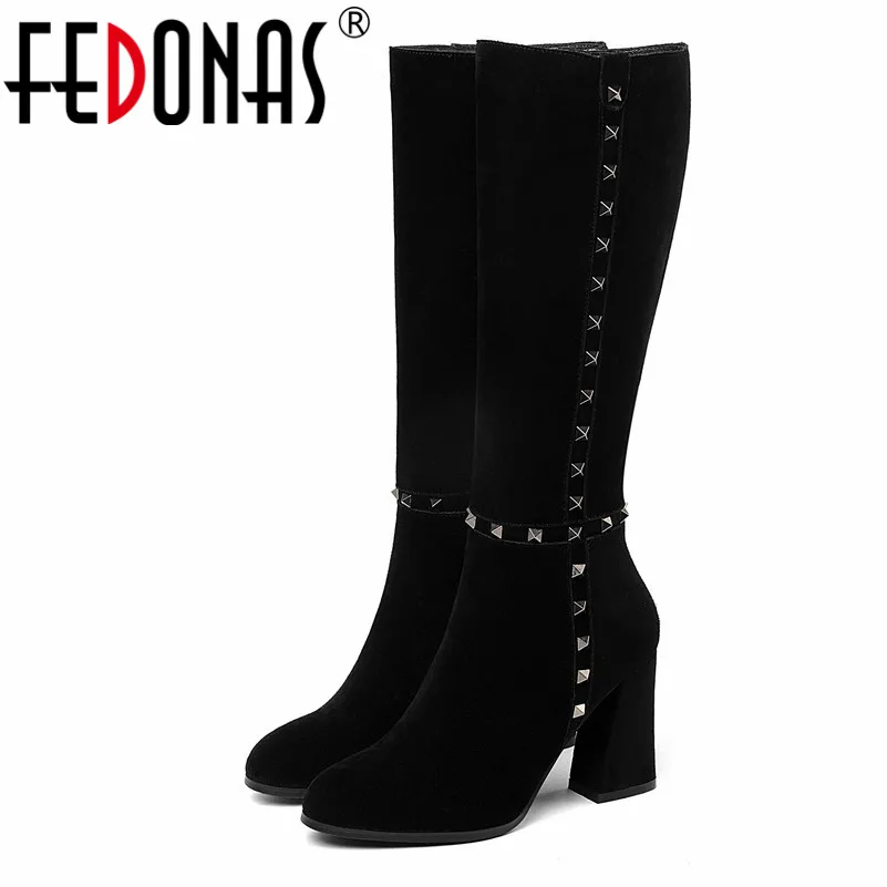 FEDONAS Retro Quality Women Knee High Boots High Heels Autumn Winter Long Snow Boots Female Rivets Punk Motorcycle Boots
FEDONAS Retro Quality Women Knee High Boots High Heels Autumn Winter Long Snow Boots Female Rivets Punk Motorcycle Boots