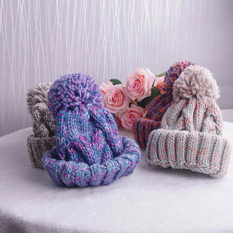 2018 Winter Pompon Ball Knitted Hat Women Wool Mixing Brand Fashion Casual Beanies Female Vintage Thick Cotton Warm Caps Girl
2018 Winter Pompon Ball Knitted Hat Women Wool Mixing Brand Fashion Casual Beanies Female Vintage Thick Cotton Warm Caps Girl