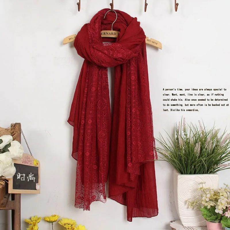2015 new winter Han edition pure color lace splicing silk cotton and linen scarf shawl collar free shipping
2015 new winter Han edition pure color lace splicing silk cotton and linen scarf shawl collar free shipping
