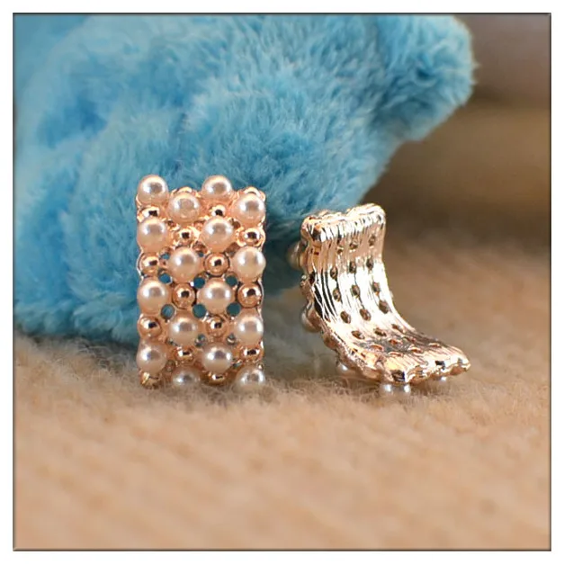 1621611 , 1pcs , 1cm*1.6cm , Alloy Pearl Beads costume jewelry accessories material, curved alloy rhinestone bow ornament
1621611 , 1pcs , 1cm*1.6cm , Alloy Pearl Beads costume jewelry accessories material, curved alloy rhinestone bow ornament