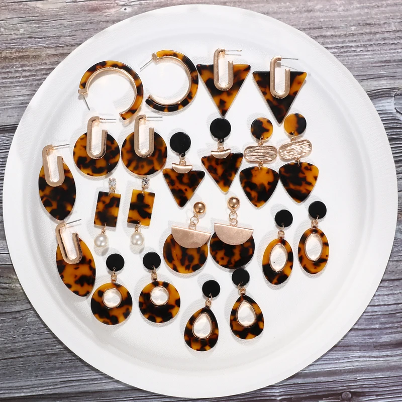 MINHIN Women Acrylic Earrings Big Statement Earrings Multi Design Resin Oval Square Geometric Dangle Earrings Bohemian Jewelry
MINHIN Women Acrylic Earrings Big Statement Earrings Multi Design Resin Oval Square Geometric Dangle Earrings Bohemian Jewelry