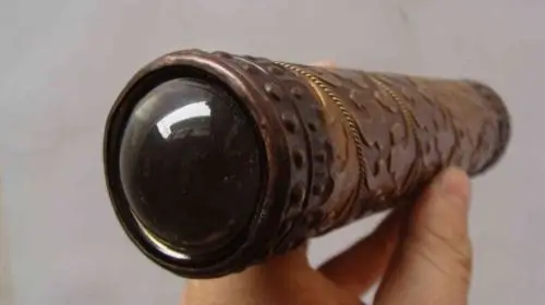 Arts Crafts Copper Exquisite Chinese antique carved flower and old brass kaleidoscope High-grade collectibles
Arts Crafts Copper Exquisite Chinese antique carved flower and old brass kaleidoscope High-grade collectibles