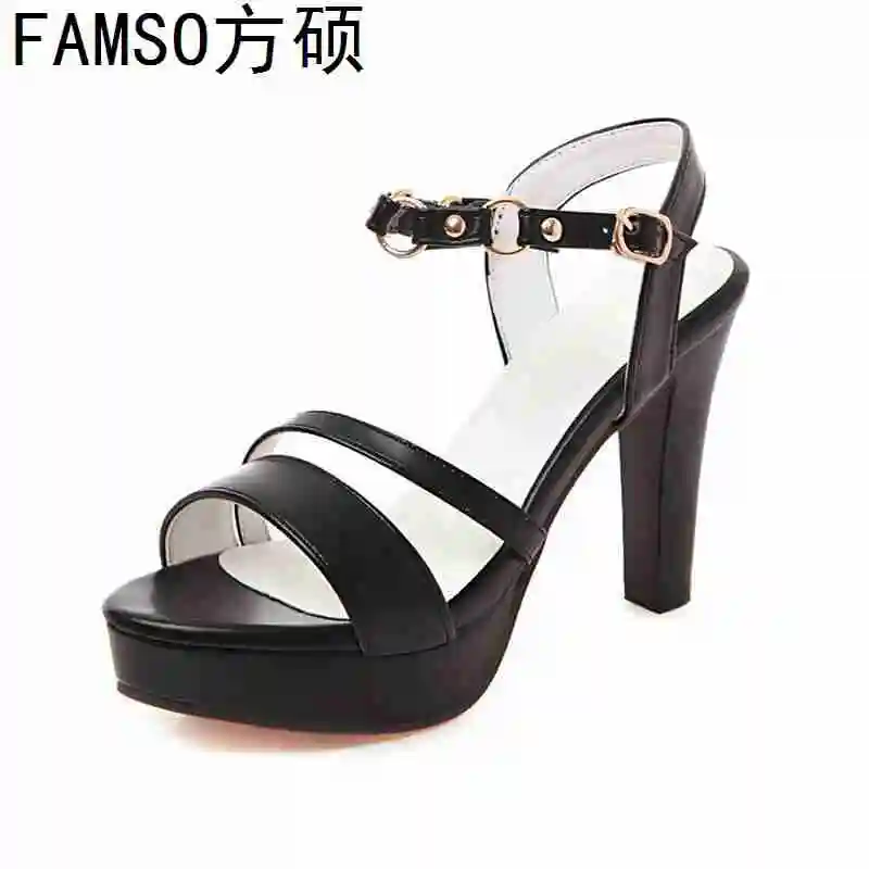 FAMSO 2019 New Shoes For Women Sandals Big Size 34-43 Rivets Peep toe High Heels Pumps Girl Casual Office Lady Sandals
FAMSO 2019 New Shoes For Women Sandals Big Size 34-43 Rivets Peep toe High Heels Pumps Girl Casual Office Lady Sandals