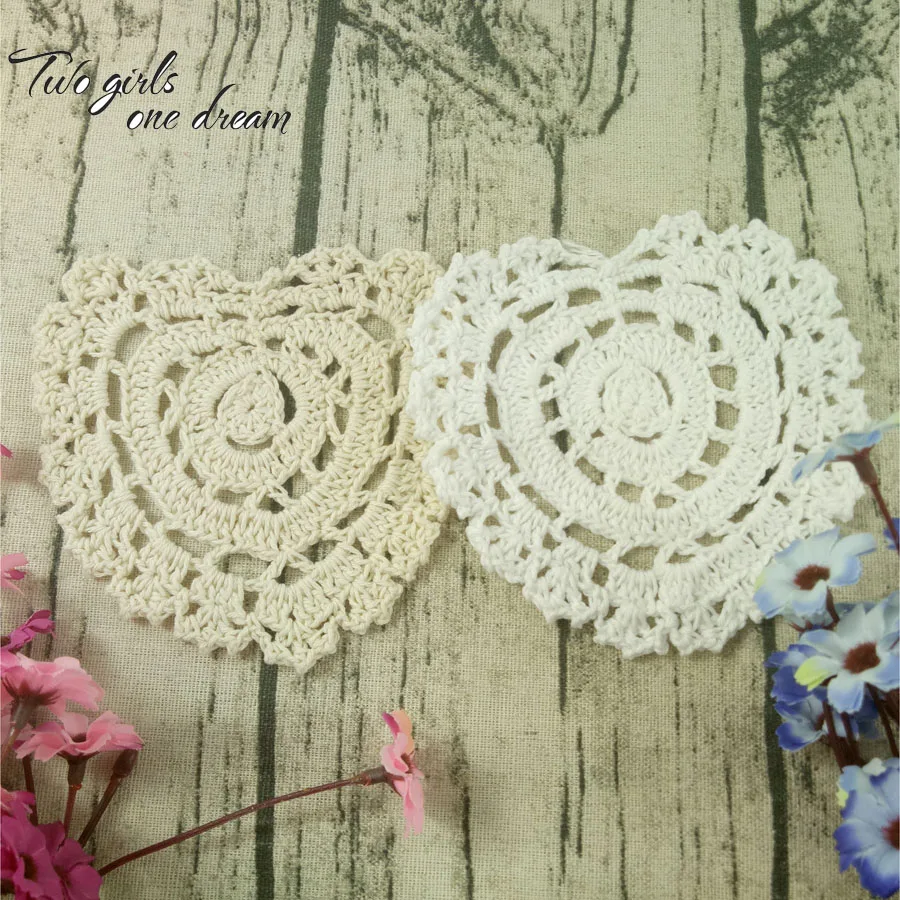 Фото 12CM Round Lace Hand Crocheted Doily Placemat Vintage Floral Coasters Home Coffee Shop Dining Table Decorative Gadgets 30PCS/LOT | Дом и сад