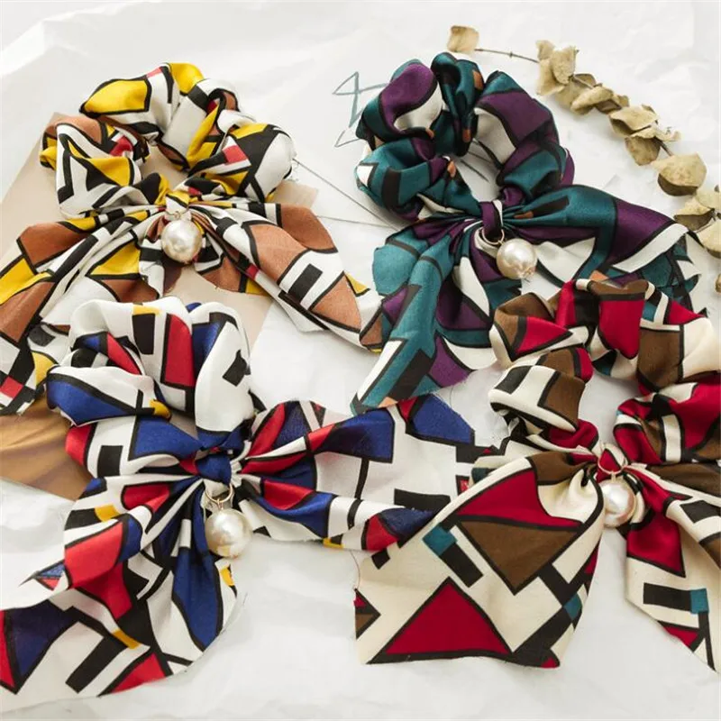 Vintage Chiffon Floral Printed Bowknot Silk Hair Scrunchies Charm Pearls Ponytail Holder Hair Tie For Women Hair Accessories
Vintage Chiffon Floral Printed Bowknot Silk Hair Scrunchies Charm Pearls Ponytail Holder Hair Tie For Women Hair Accessories