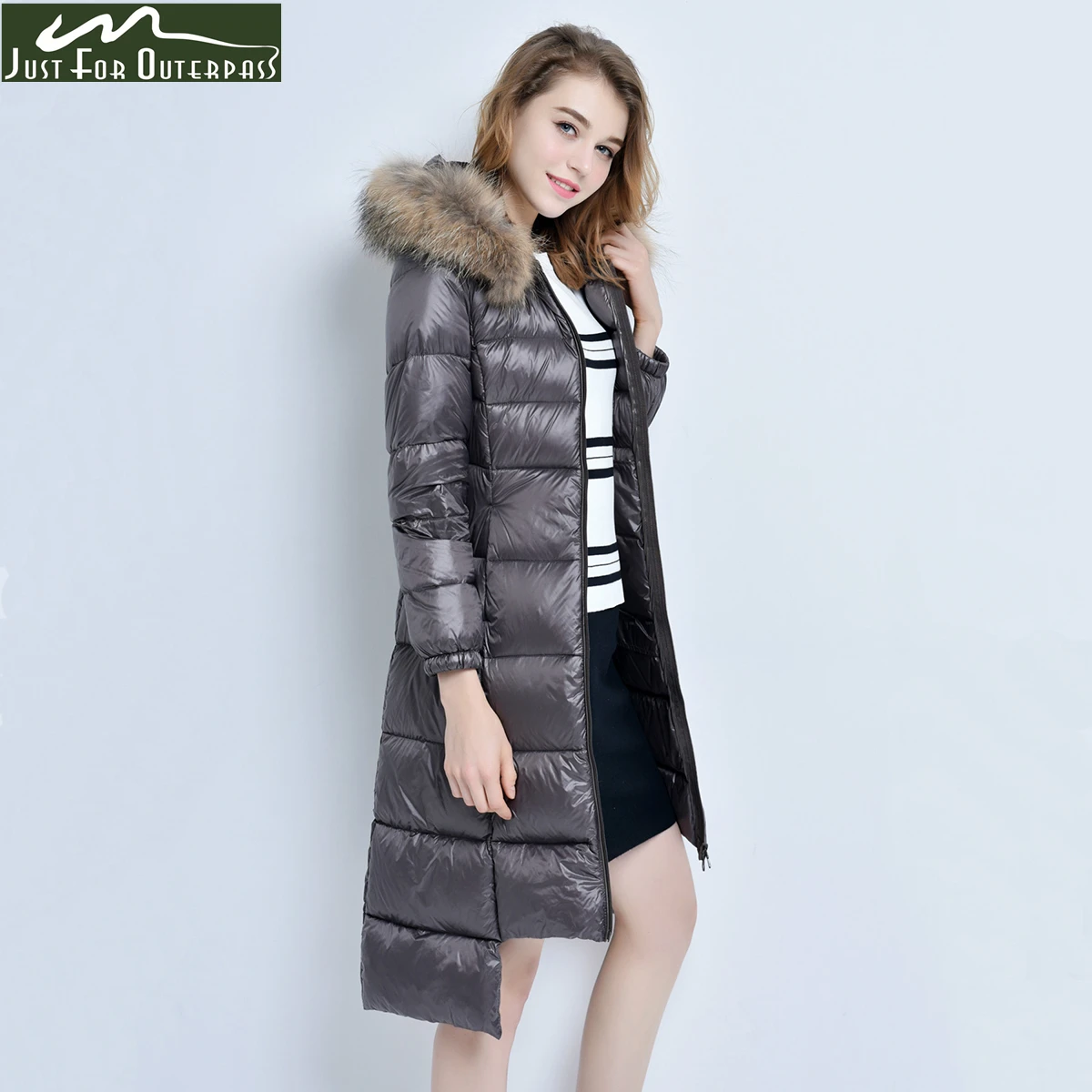 2019 New Brand Casual Long 90% White Duck Down Jacket Women Slim Raccoon Fur Hooded Parkas Female Autumn Winter Warm Coat 
2019 New Brand Casual Long 90% White Duck Down Jacket Women Slim Raccoon Fur Hooded Parkas Female Autumn Winter Warm Coat