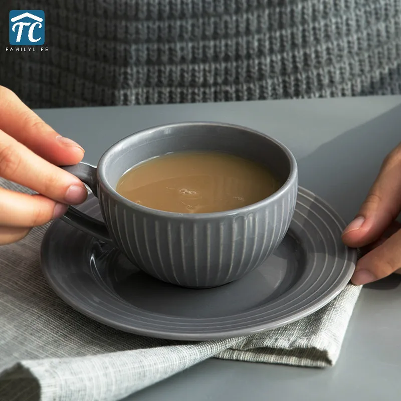 Nordic Coffee Cup Saucer Home European Ceramic Mug Milk Porcelain Breakfast Tea Tableware Water Container Plated Handle
Nordic Coffee Cup Saucer Home European Ceramic Mug Milk Porcelain Breakfast Tea Tableware Water Container Plated Handle