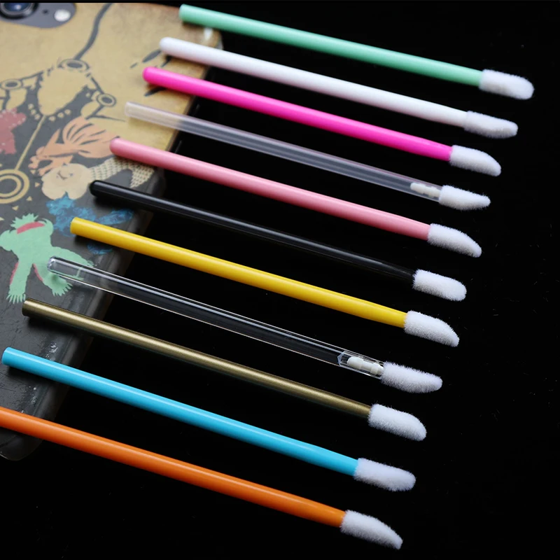 200Pcs/ Lot Mini Colorful Disposable MakeUp Lip Brush Lipstick Gloss Wands Applicator Perfect Make Up Tool
200Pcs/ Lot Mini Colorful Disposable MakeUp Lip Brush Lipstick Gloss Wands Applicator Perfect Make Up Tool