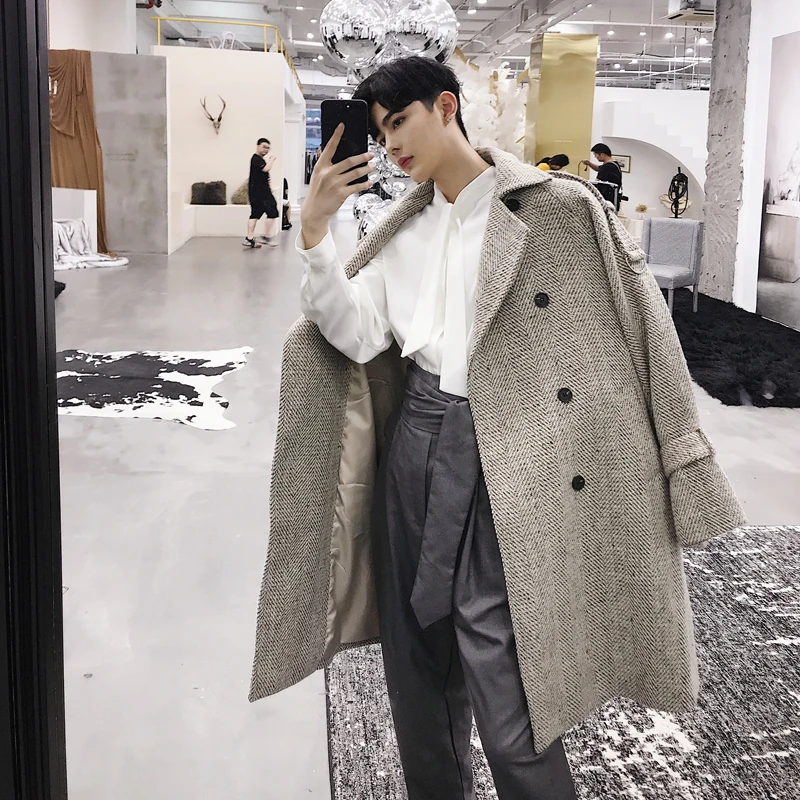 2018 Men's Fashion Restore Woolen Blends Overcoat Loose Trench Casual Coats Cashmere Long Cotton-padded Wool Clothes Size M-2XL 
2018 Men's Fashion Restore Woolen Blends Overcoat Loose Trench Casual Coats Cashmere Long Cotton-padded Wool Clothes Size M-2XL