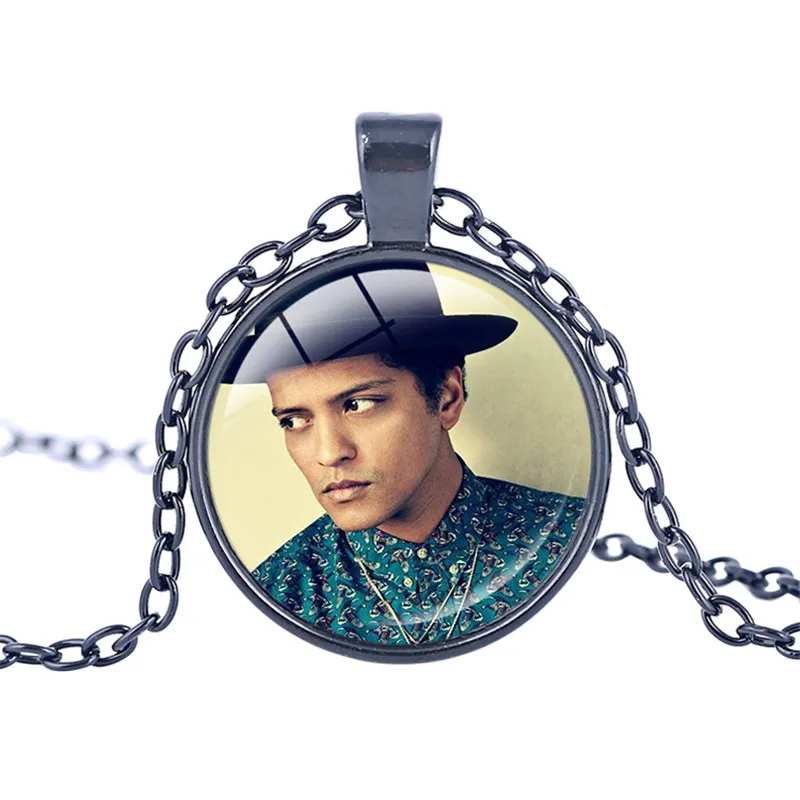Bruno Mars Musician Necklace Sexy Cute Singer Pendant New Fashion Design Kids Birthday Favors and Gift Bridesmaid Jewelry 
Bruno Mars Musician Necklace Sexy Cute Singer Pendant New Fashion Design Kids Birthday Favors and Gift Bridesmaid Jewelry