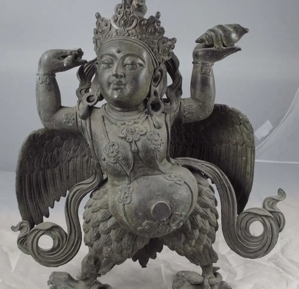 China Tantra Buddhism Temple Old Copper Bronze Fly Bird Garuda God Buddha Statue
China Tantra Buddhism Temple Old Copper Bronze Fly Bird Garuda God Buddha Statue
