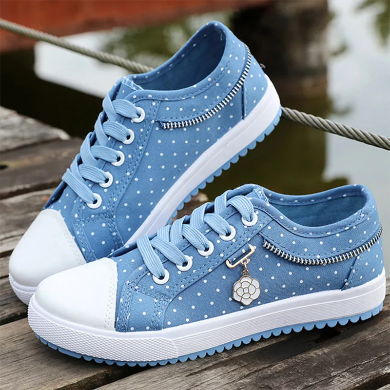 Spring Women Flat Canvas Shoes Casual Vulcanize Shoes Lace-Up For female Platform Breathable Fashion Stars Tenis Shoes Ladies
Spring Women Flat Canvas Shoes Casual Vulcanize Shoes Lace-Up For female Platform Breathable Fashion Stars Tenis Shoes Ladies