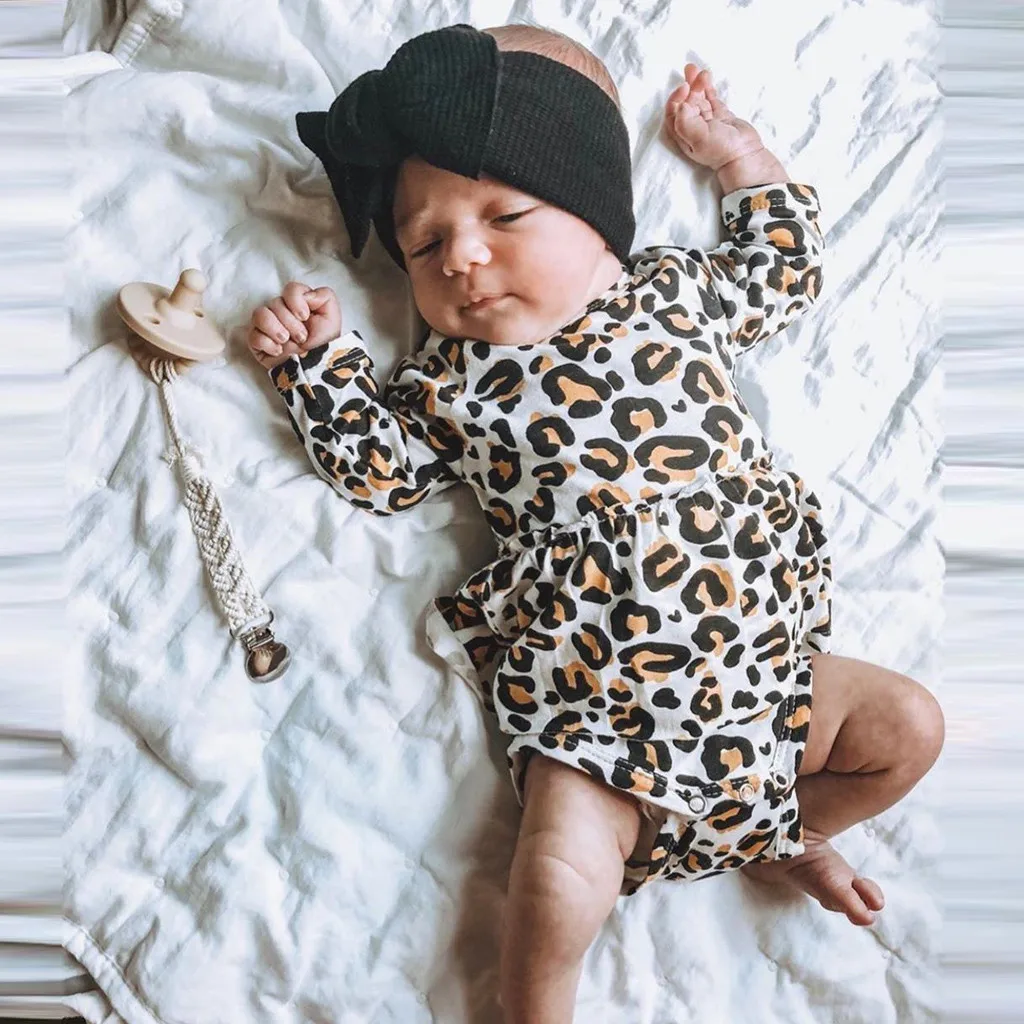 Leopard print baby bodysuit long sleeve Newborn Infant Baby Boys Girls Ruffled Romper Bodysuit Sunsuit newborn bodysuits
Leopard print baby bodysuit long sleeve Newborn Infant Baby Boys Girls Ruffled Romper Bodysuit Sunsuit newborn bodysuits