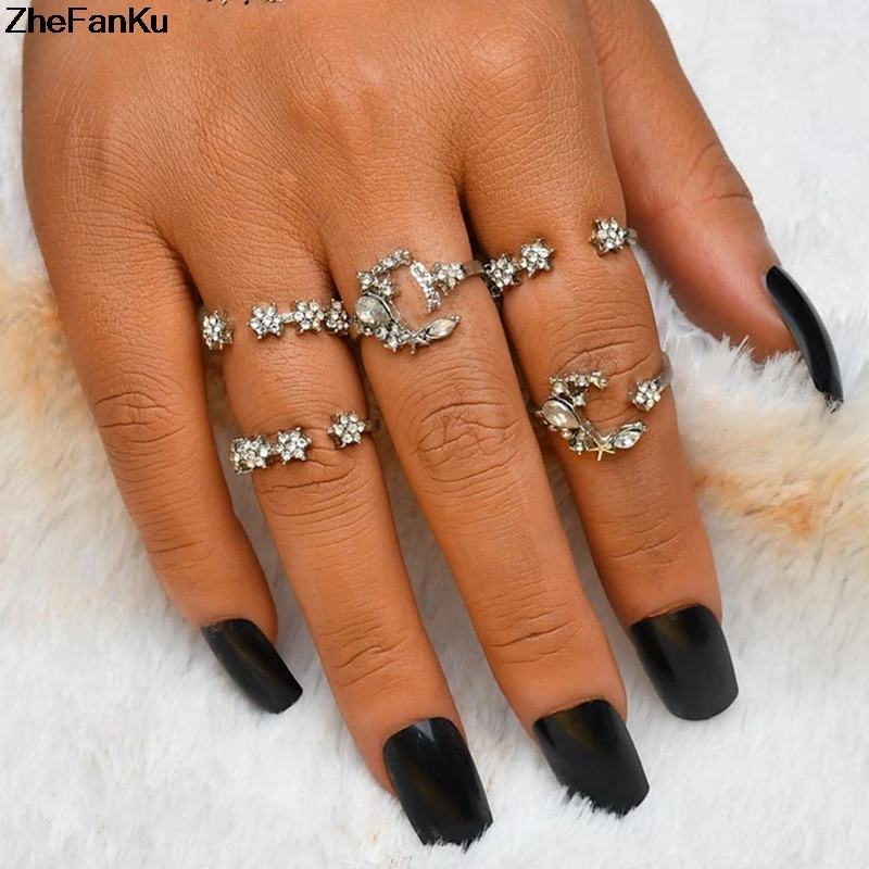 5 Pcs/set Bohemia Retro Crystal Moon Star Simple Hollow Punk Personality Silver Open Ring Women Wedding Anniversary Gift
5 Pcs/set Bohemia Retro Crystal Moon Star Simple Hollow Punk Personality Silver Open Ring Women Wedding Anniversary Gift