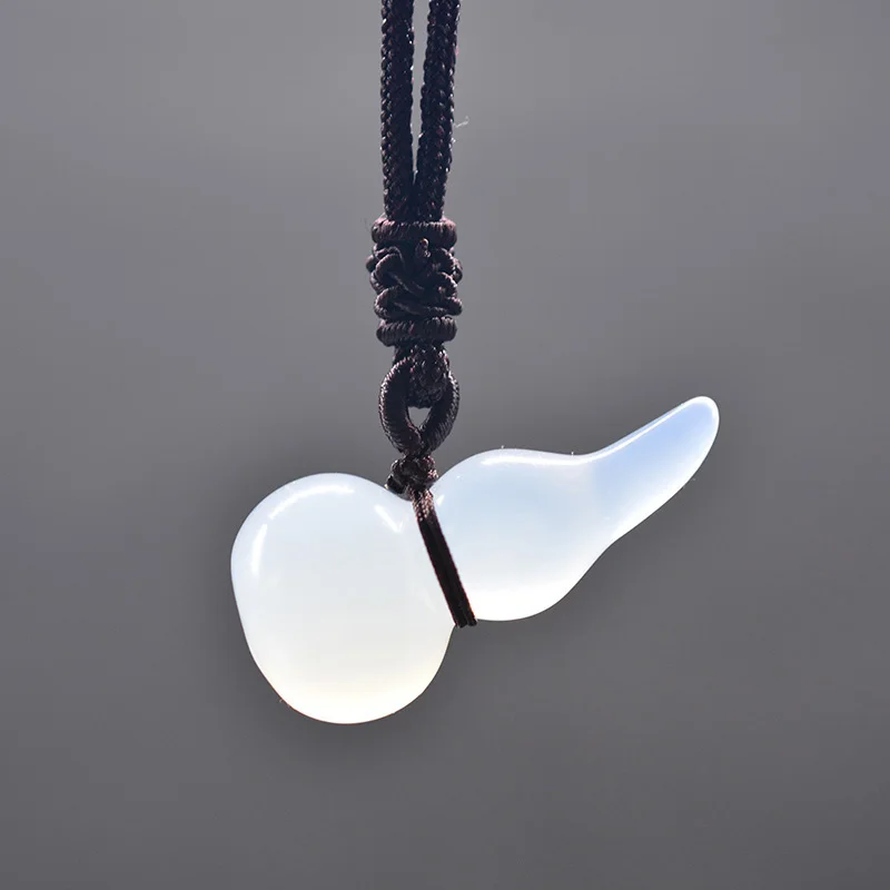 Chalcedony Gourd Necklace Pendant Lucky Blessing Necklace Pendant Fine Jewelry With Chain
Chalcedony Gourd Necklace Pendant Lucky Blessing Necklace Pendant Fine Jewelry With Chain