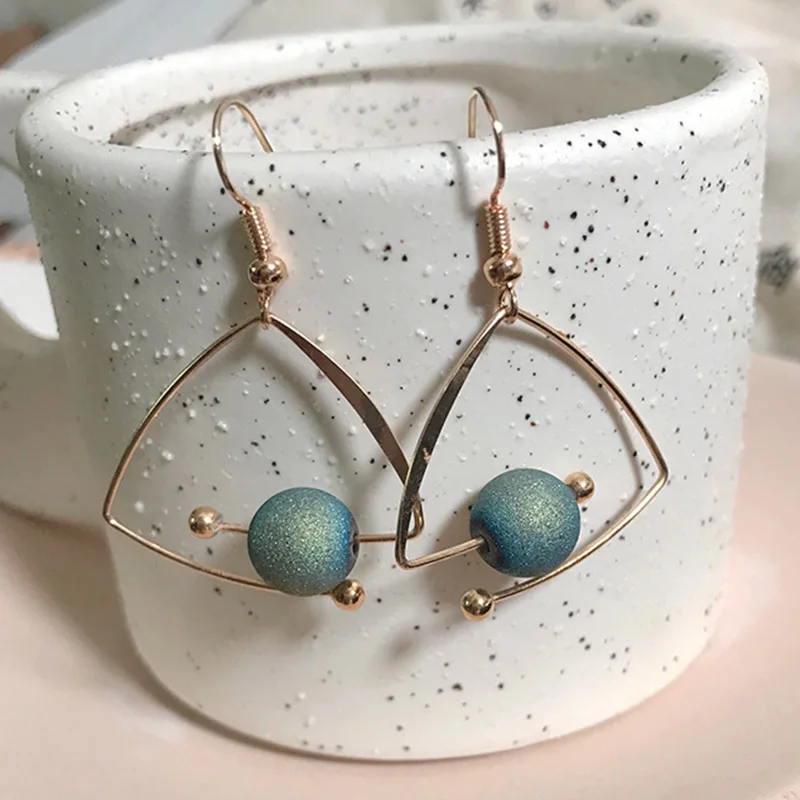 2019 New Vintage Handmade Hollow Triangle Geometric Blue Planet Beads Charm Hook Earrings For Women
2019 New Vintage Handmade Hollow Triangle Geometric Blue Planet Beads Charm Hook Earrings For Women