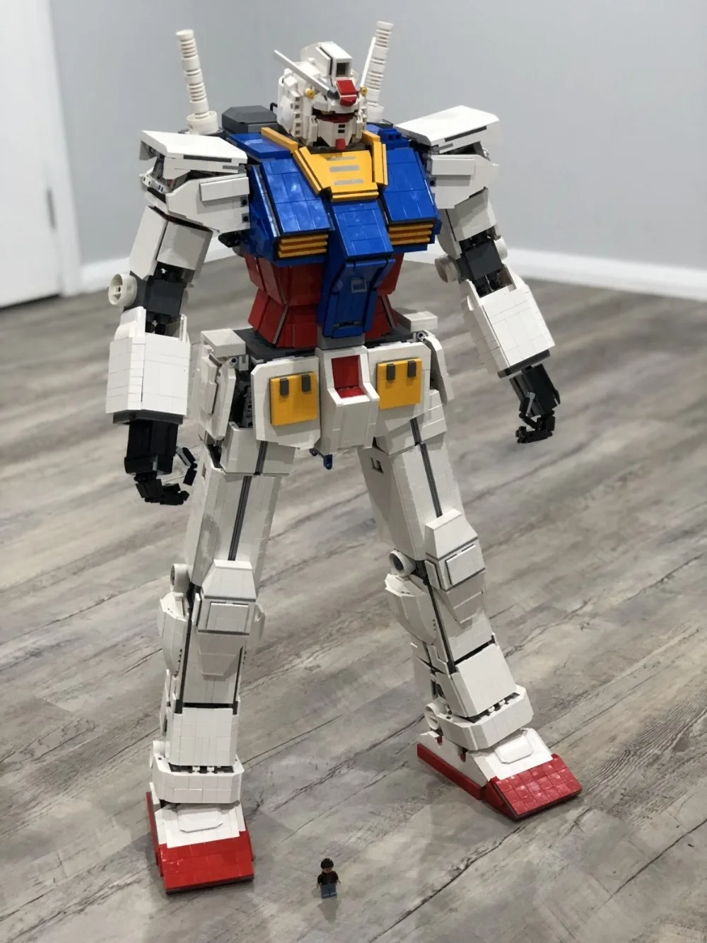 Presell Lepin 26001 Movie Series The MOC Super Robot Warrior Set Building Blocks Bricks Assembly Kid Toys Christmas Gift Gundum
Presell Lepin 26001 Movie Series The MOC Super Robot Warrior Set Building Blocks Bricks Assembly Kid Toys Christmas Gift Gundum