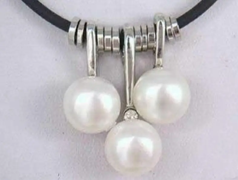 Free shipping@@@@@ Pretty White Pearl Pendant Leather Necklace 17
Free shipping@@@@@ Pretty White Pearl Pendant Leather Necklace 17