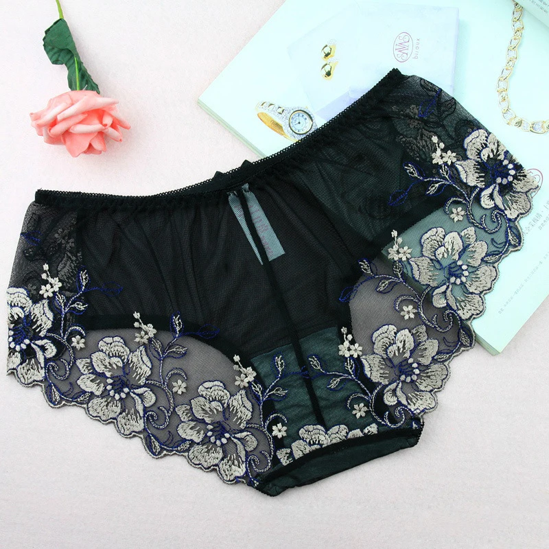 DeRuiLaDy Women Sexy Embroidery Shorts Comfortable Nylon Women Briefs Sexy Low-Rise Briefs Summer Breathable Lace Panties
DeRuiLaDy Women Sexy Embroidery Shorts Comfortable Nylon Women Briefs Sexy Low-Rise Briefs Summer Breathable Lace Panties
