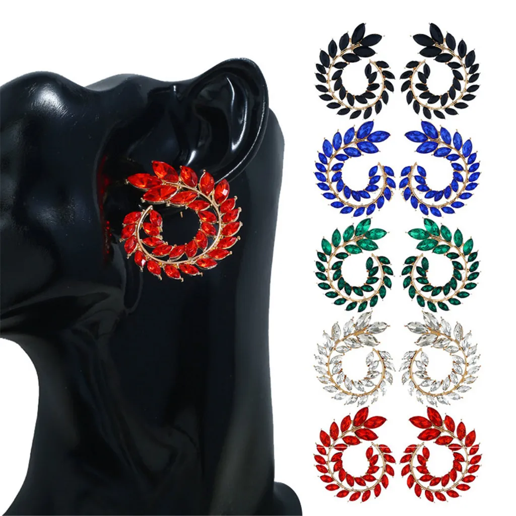 Earrings Female 2019 Women Fashion Elegant Leaves with Masonry Sspin Earrings for Women Suitable For Party Or Daily Wear z0530
Earrings Female 2019 Women Fashion Elegant Leaves with Masonry Sspin Earrings for Women Suitable For Party Or Daily Wear z0530