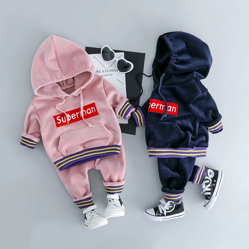 Autumn winter Baby boys Clothes Set thicken Long Sleeved Letter Hoodie Tops + Pants 2PCS Outfits Kids Clothing Children Suits
Autumn winter Baby boys Clothes Set thicken Long Sleeved Letter Hoodie Tops + Pants 2PCS Outfits Kids Clothing Children Suits