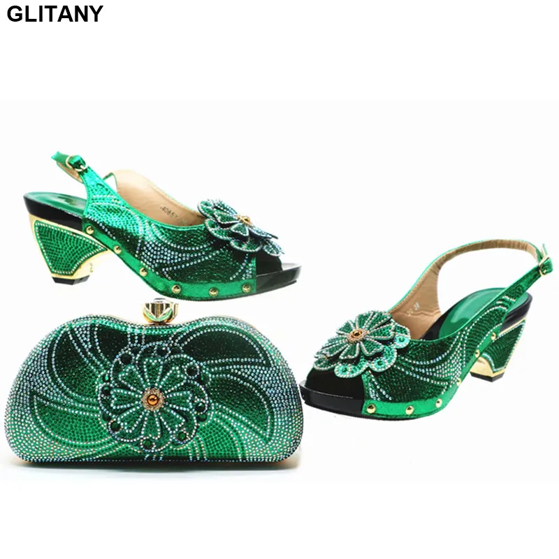 New Arrival African Ladies Shoes and Bags Set Decorated with Appliques Shoes and Bag Set African Sets 2019 Luxury Sandals Women
New Arrival African Ladies Shoes and Bags Set Decorated with Appliques Shoes and Bag Set African Sets 2019 Luxury Sandals Women