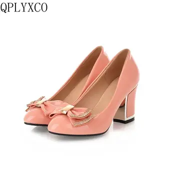 QPLYXCO 2017 New Super big and small size 33-45 Patent Leather Pumps shoes Women Pointed Toe fashion Sweet party shoes t510
QPLYXCO 2017 New Super big and small size 33-45 Patent Leather Pumps shoes Women Pointed Toe fashion Sweet party shoes t510