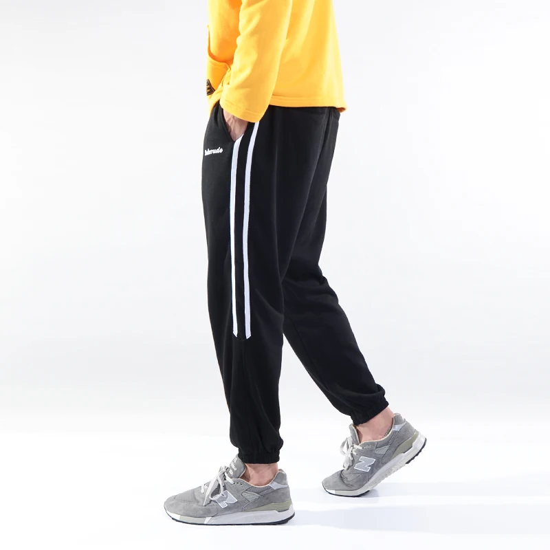 2017 Fashion Mens Tracksuit Pants Hip Hop Pants Men High Quality Vintage Loose Mens Casual Pant Retro Striped Jogger Sweatpants
2017 Fashion Mens Tracksuit Pants Hip Hop Pants Men High Quality Vintage Loose Mens Casual Pant Retro Striped Jogger Sweatpants