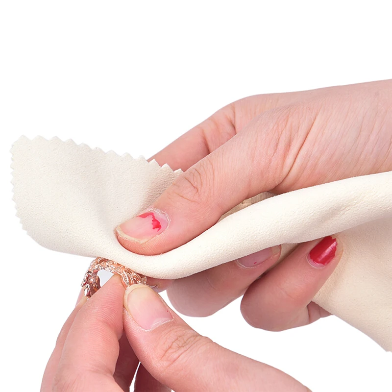 Silver Polish Cloth Retail Jewelry Polishing Silver Burnishing Buffing Gold Clean Tool Jewelry Cleaner Rub 150x150mm
Silver Polish Cloth Retail Jewelry Polishing Silver Burnishing Buffing Gold Clean Tool Jewelry Cleaner Rub 150x150mm