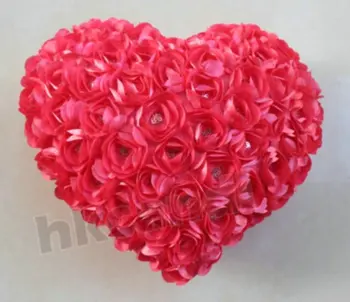 Valentine's 40 * 35 CM hold pillow Decorative Bed Pillow dark pink 99 rose heart pillows lover gift
Valentine's 40 * 35 CM hold pillow Decorative Bed Pillow dark pink 99 rose heart pillows lover gift