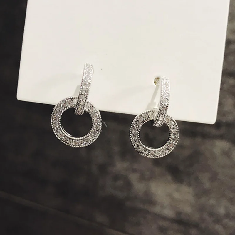 European Luxury S925 Sterling Silver Stud Earrings Geometric Circle AAA Cubic Zircon Earring for Women Wedding Bridal Jewelry
European Luxury S925 Sterling Silver Stud Earrings Geometric Circle AAA Cubic Zircon Earring for Women Wedding Bridal Jewelry