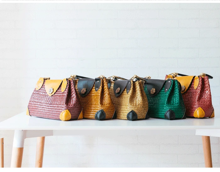 Thai version of seaweed woven bag national wind handbag women holiday package beach package Europe and the United States package
Thai version of seaweed woven bag national wind handbag women holiday package beach package Europe and the United States package