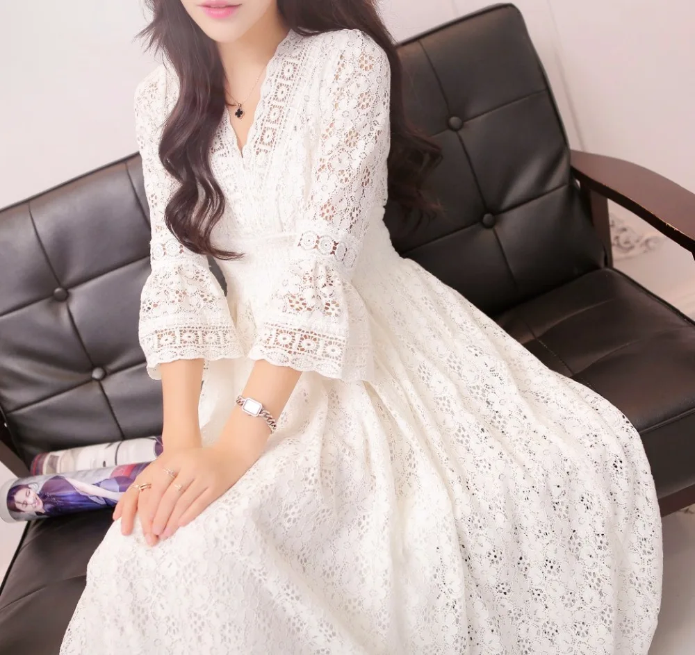 2019 V-neck hollow out lace summer dress white flare sleeve beach vestidos bohemian long maxi dresses robe femme ropa mujer
2019 V-neck hollow out lace summer dress white flare sleeve beach vestidos bohemian long maxi dresses robe femme ropa mujer