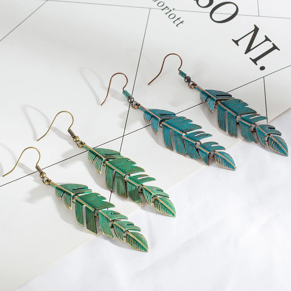 Bohemia Leaves Dangle earring for women Charm Ethnic Hollow Hole Leaf Women's earrings Vintage Antique gree women's earring 2018
Bohemia Leaves Dangle earring for women Charm Ethnic Hollow Hole Leaf Women's earrings Vintage Antique gree women's earring 2018