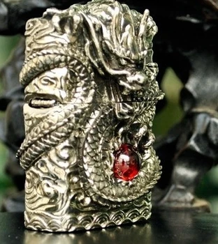 brand Authentic 3D Hand-carved lighters heavy armor Handmade Tibetan Silver Dragon
brand Authentic 3D Hand-carved lighters heavy armor Handmade Tibetan Silver Dragon