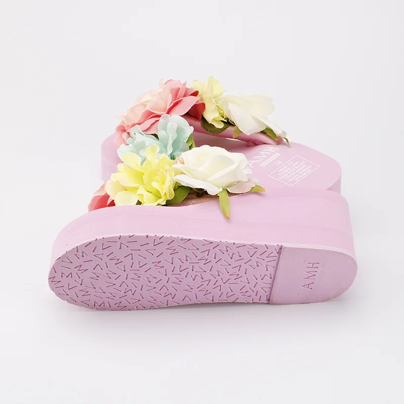 3003774868_2015806425