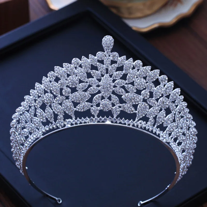 Vintage Silver Color Queen Luxury Tiara Rhinestone Crowns For Bridal Wedding Hair Accessories Headdress fashion Hair Jewelry
Vintage Silver Color Queen Luxury Tiara Rhinestone Crowns For Bridal Wedding Hair Accessories Headdress fashion Hair Jewelry