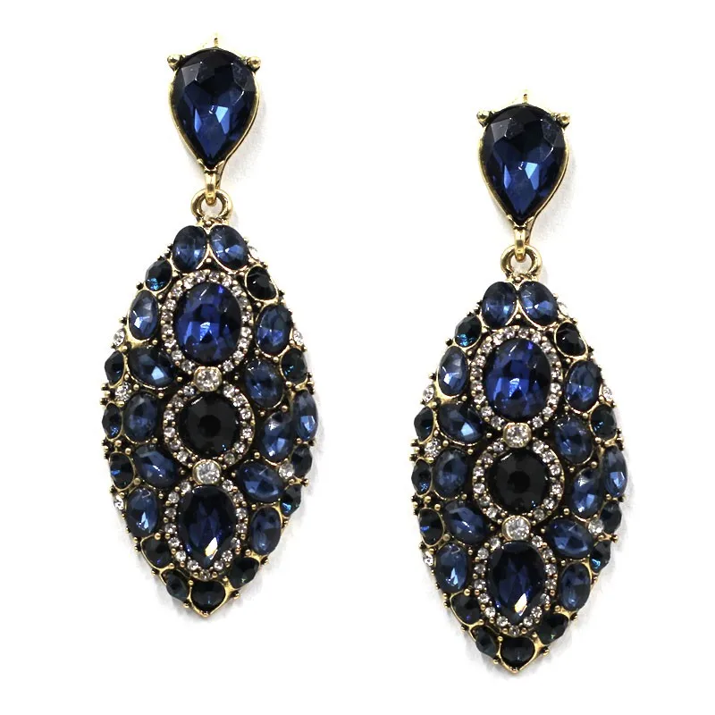 Vintage big crystal stud earrings Oorbellen 2019 new charms for jewelry making boho statement earrings for women accessories
Vintage big crystal stud earrings Oorbellen 2019 new charms for jewelry making boho statement earrings for women accessories