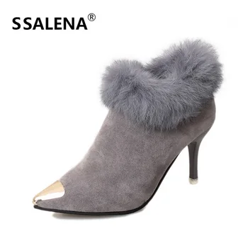 2020 Winter Women Pointed Toe Shoes Woman Faux Plush Ankle Boots Thin High Heels Fashion Warm Luxury Ladies Boot B2738
2020 Winter Women Pointed Toe Shoes Woman Faux Plush Ankle Boots Thin High Heels Fashion Warm Luxury Ladies Boot B2738
