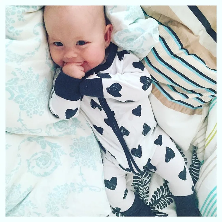 muliti design baby boy girl clothing newborn baby romper long-sleeved romper children's clothing fruits print bebes suit 0-2t
muliti design baby boy girl clothing newborn baby romper long-sleeved romper children's clothing fruits print bebes suit 0-2t