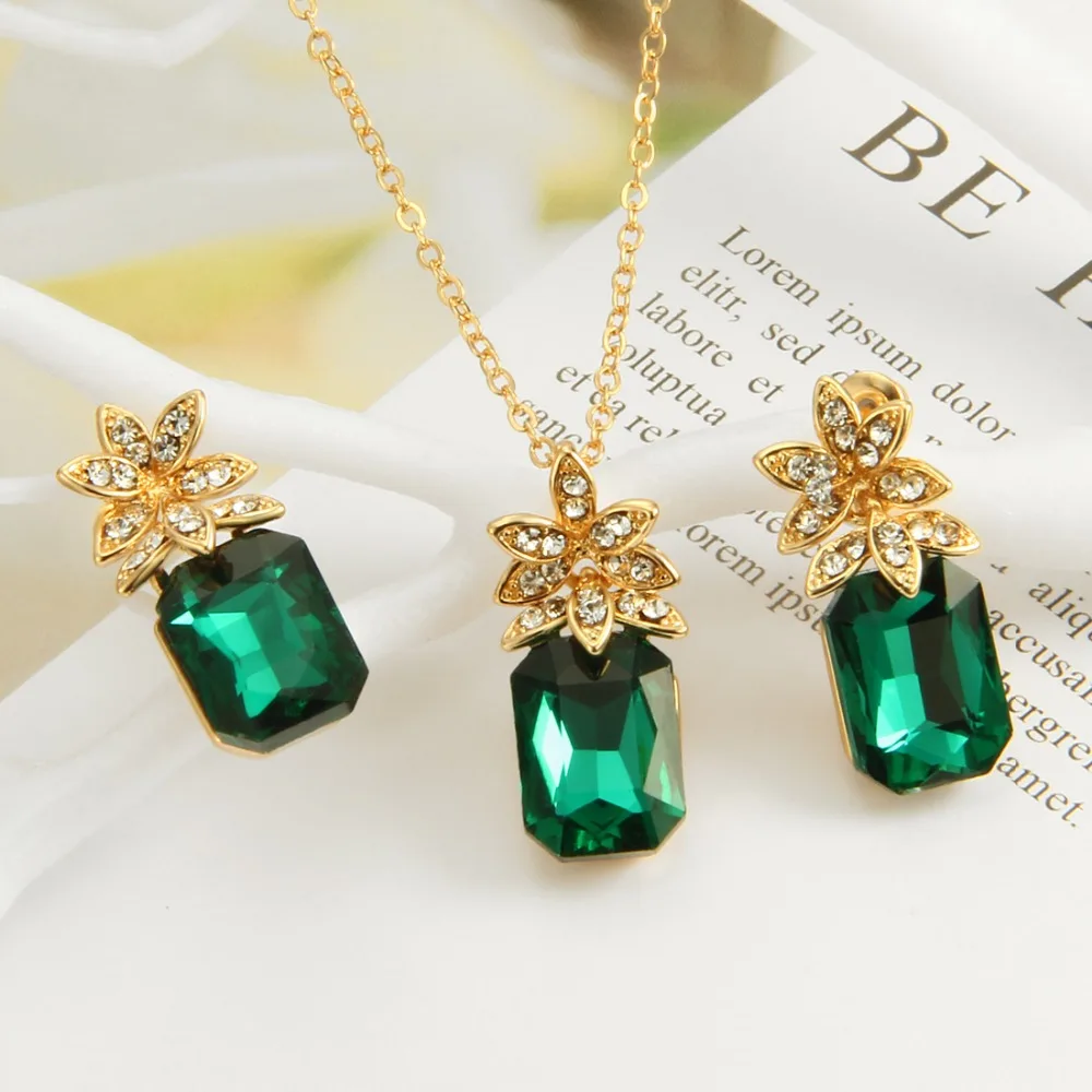 Gold Crystal Necklace Earring Set Rhinestone New Simple Party Dress Jewelry Sets For Women Pineapple Pendant Necklace Earrings
Gold Crystal Necklace Earring Set Rhinestone New Simple Party Dress Jewelry Sets For Women Pineapple Pendant Necklace Earrings