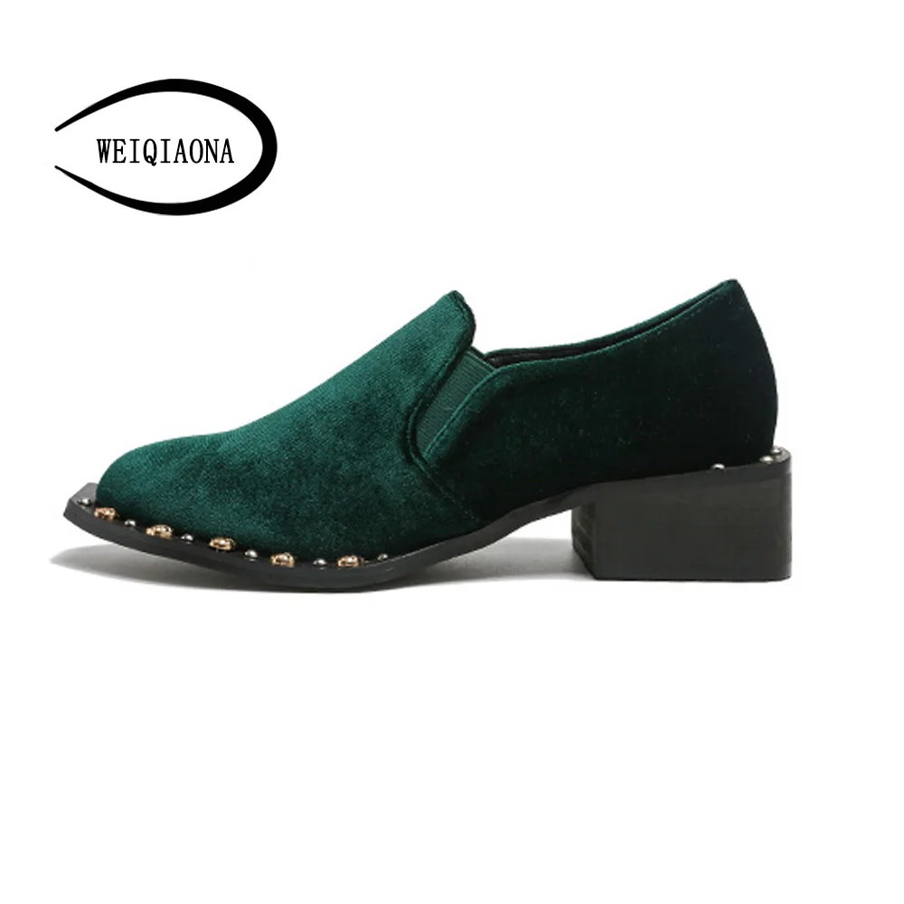 WEIQIAONA 2018 New Brand Design Women Shoes Pionted Toe with Metal Shallow Low Heels Ladies Shoes Party Shoes Dress Shoes
WEIQIAONA 2018 New Brand Design Women Shoes Pionted Toe with Metal Shallow Low Heels Ladies Shoes Party Shoes Dress Shoes