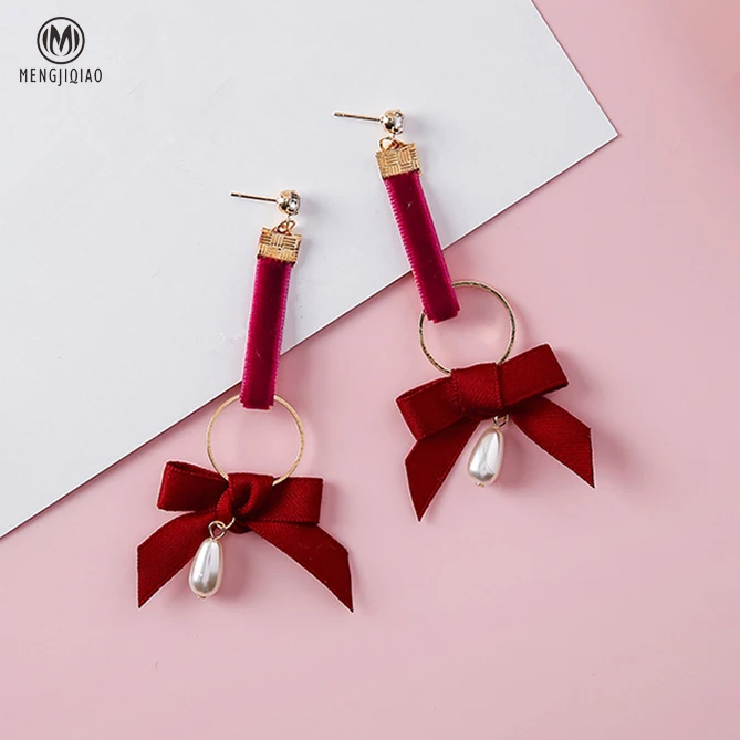 2017 New Winter Style Sweety Ribbon Bowknot Long Earrings For Girl Brinco Water Drop Shape Simulated Pearl Pendientes Gift
2017 New Winter Style Sweety Ribbon Bowknot Long Earrings For Girl Brinco Water Drop Shape Simulated Pearl Pendientes Gift