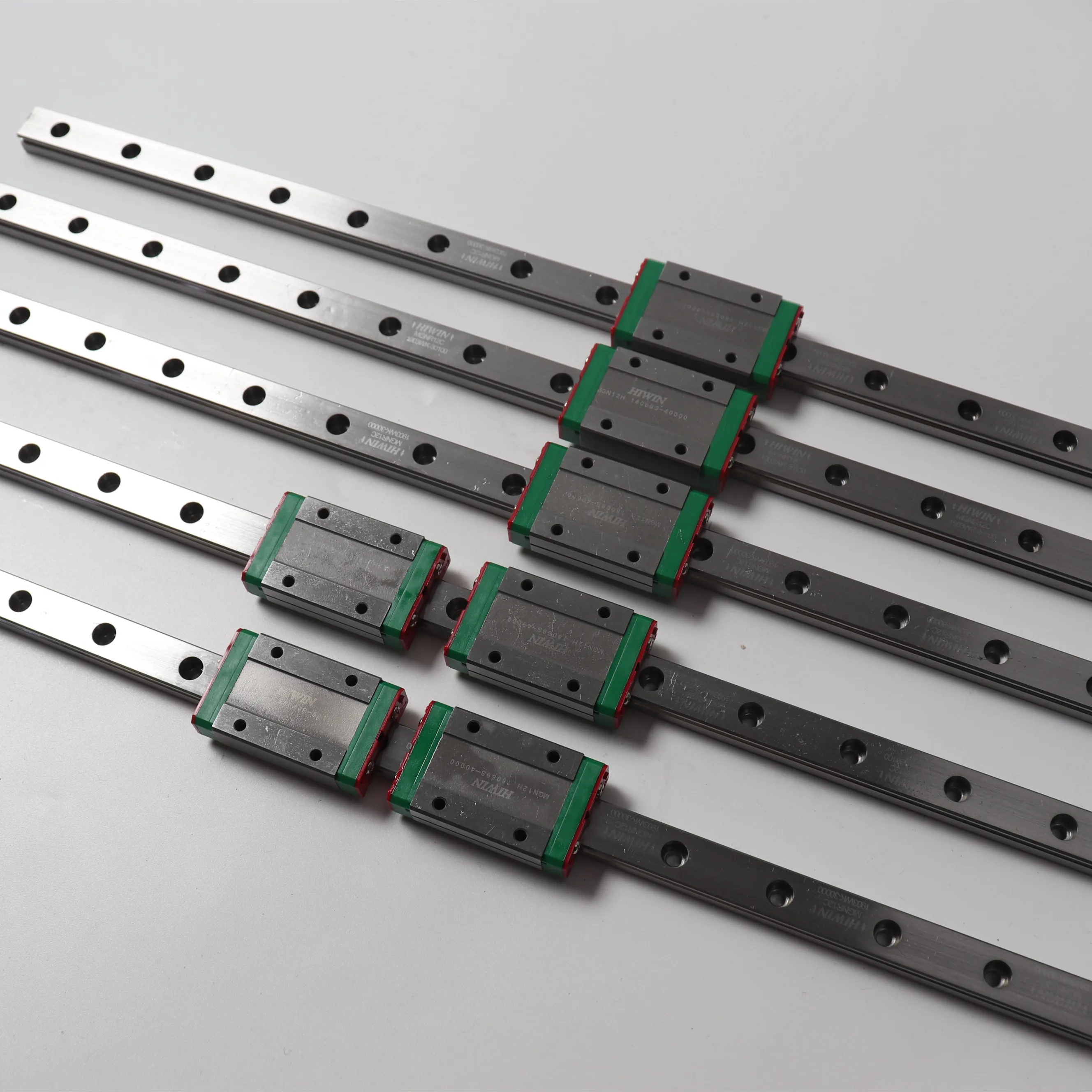 Original Hiwin linear rails MGN12H carriages for BLV mgn12 3D Printer mod Anet A8 / AM8 / Prusa I3 clone Original Hiwin rail
Original Hiwin linear rails MGN12H carriages for BLV mgn12 3D Printer mod Anet A8 / AM8 / Prusa I3 clone Original Hiwin rail