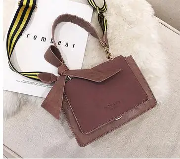2018 new wild single shoulder slung fashion lock large capacity rhombic chain bag.
2018 new wild single shoulder slung fashion lock large capacity rhombic chain bag.