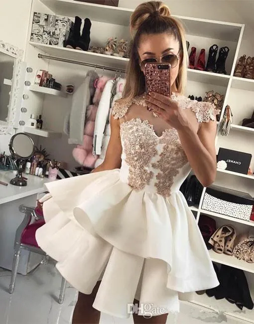 See Through 2019 Homecoming Dresses A-line Cap Sleeves Tiered Lace Short Mini Elegant Cocktail Dresses
See Through 2019 Homecoming Dresses A-line Cap Sleeves Tiered Lace Short Mini Elegant Cocktail Dresses